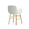 Normann Copenhagen Armstoel  Form Wit/ Eikenhout - Afbeelding 4