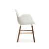 Normann Copenhagen Armstoel  Form Wit/ Eikenhout - Afbeelding 7
